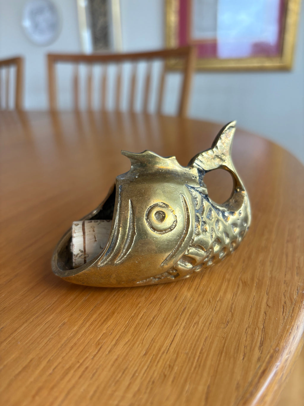 Skulptural fisk i mässing – i stil med Walter Bosse (1950-/1960-tal)